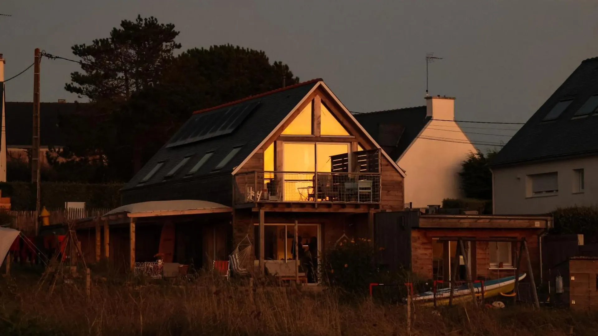 Cote Et Rove Maison Mignon Au Bord De Mer Plouhinec  فرنسا
